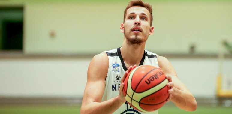 Nojus Mineikis toliau gins „Neptūno" garbę