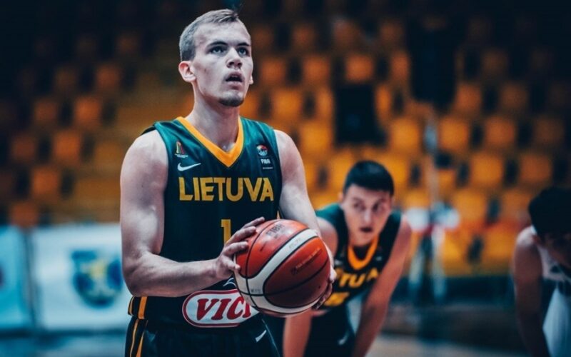 A.Velička keičia karjeros kryptį