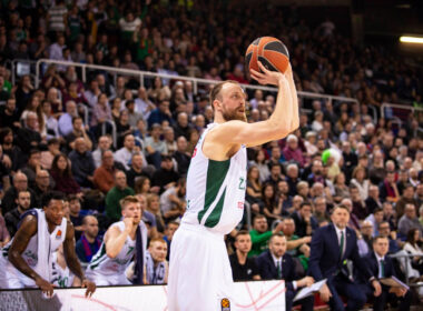 Artūras Milaknis gins snaiperio vardą