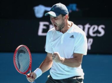 Kulatsevas prieš Džokovičiu