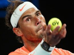 R.Nadalis žengia be pralaimėjimų