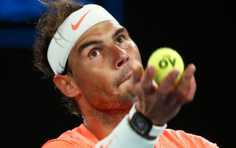 R.Nadalis žengia be pralaimėjimų