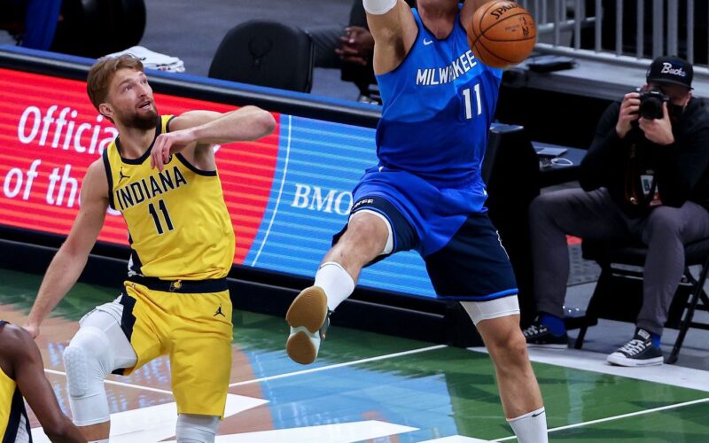 "Bucks" nusšlavė "Pacers"