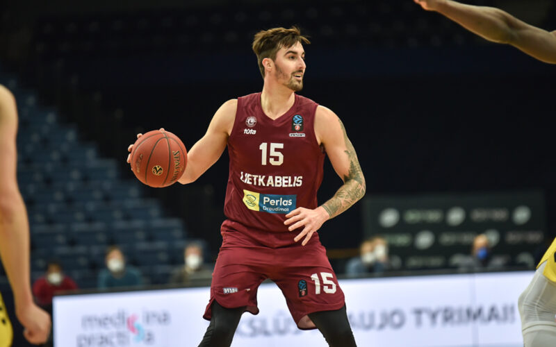 T. Barniesas paliko „Lietkabelį"