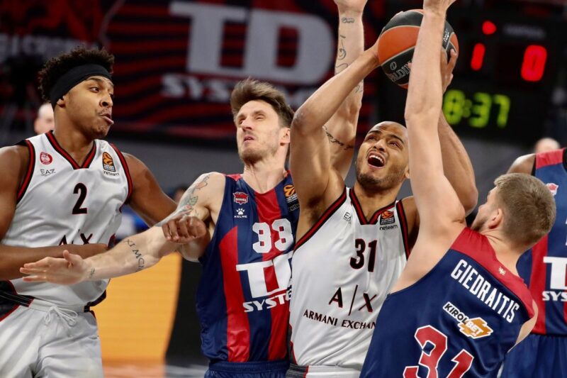 Baskonia įveikė "Armani" ekipą