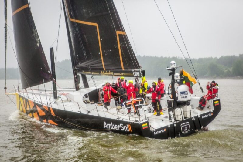 Lietuvos buriuotojai stipriausiame pasaulio laivyno sudėtyje