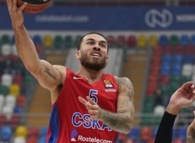 M.Jamesas tampa laisvuoju agentu