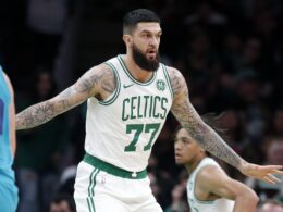 V. Poirier atsidūrė karališkajame klube