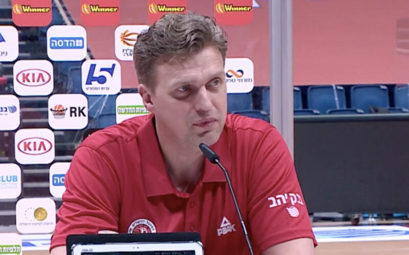 D. Adomaitis palieka Jeruzalę