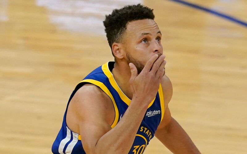 S. Curry tapo rezultatyviausiu visų laikų „kariu"