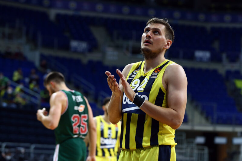 Didėja Šansai, kad rinktinė turės verstis be Edgaro Ulanovo