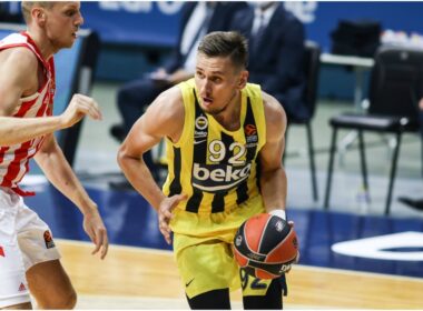 Ulanovas domina „Real"