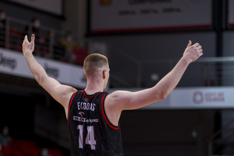 Echodas palieka Vilnių