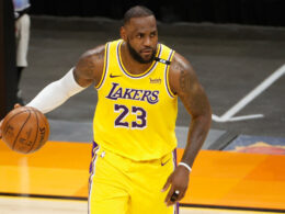 Lebronos Jamesas įstojo į sporto milijardierių klubą