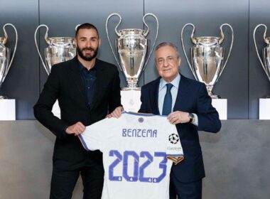 Benzema dar bent du metus gins „Real" garbę