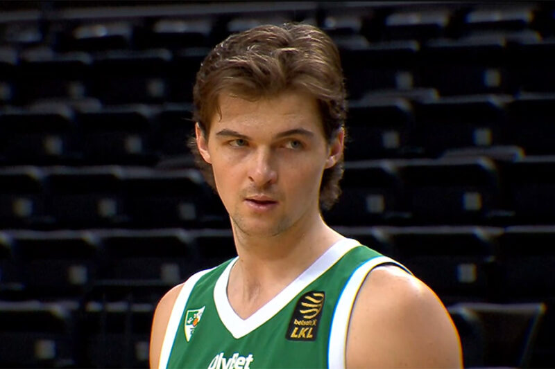 S.Vasturia baigė profesionalo karjerą