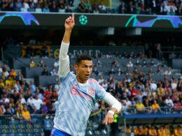 Mančesteris iir toliau laimi, o C.Ronaldo toliau muša