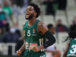 Darylas Maconas žaidė kaip dievas