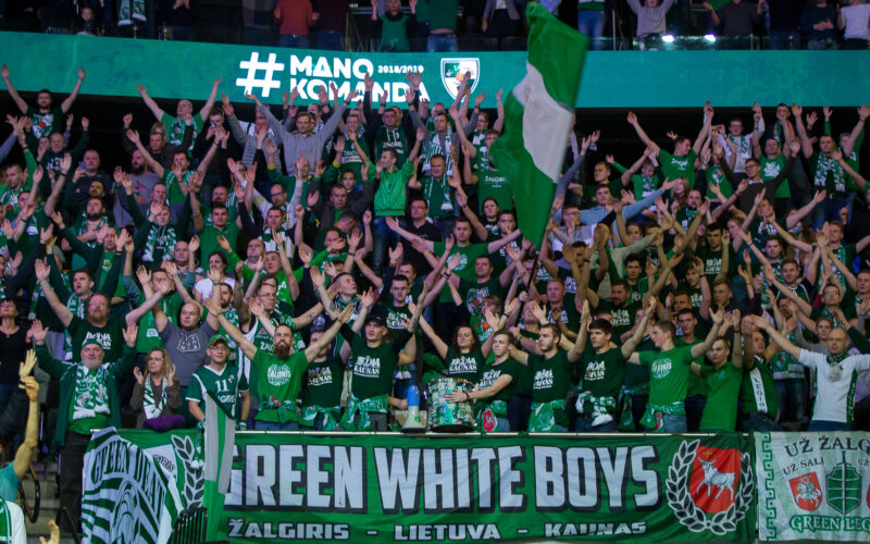 Sirgaliai nebeatlaikė - "mes nematome kibirkšties"