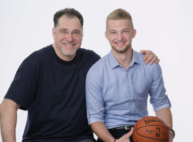 Krepšinio genijai Arvydas ir Domantas Saboniai