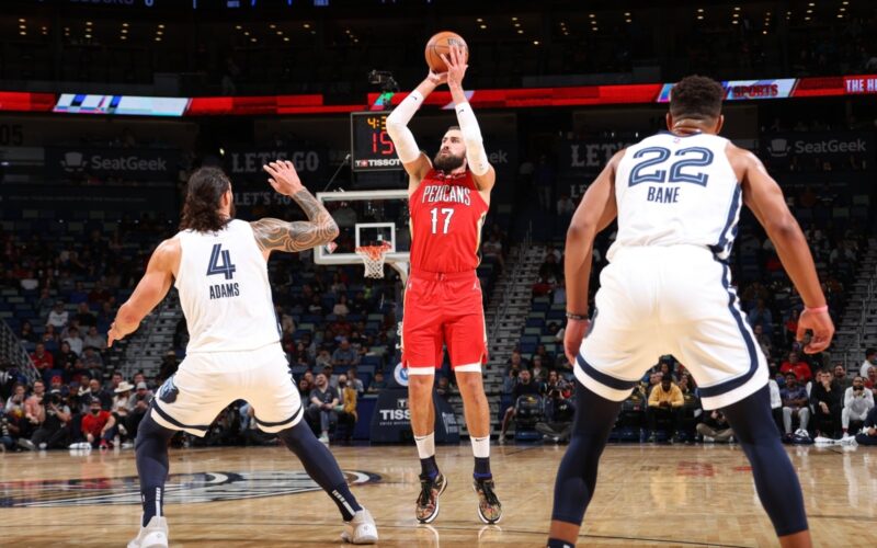 "Pelicans" su J.Valančiūnu priešakyje nutraukė varginančią nesėkmių seriją