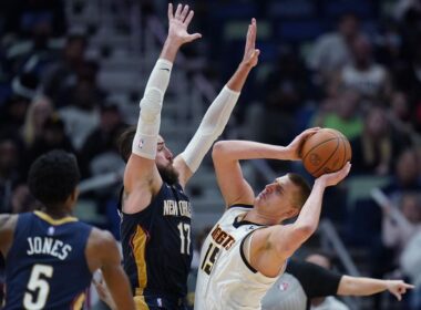 Jono ir Nikolos dvikovos akimirka