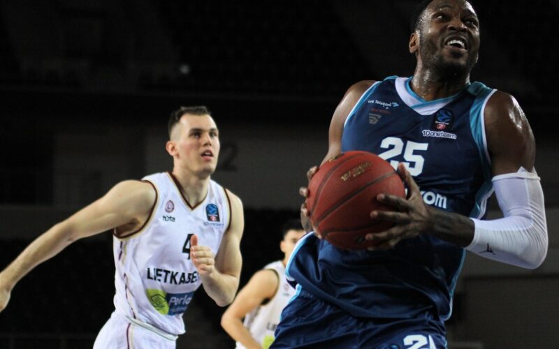 JaJuanas Johnsonas nuskandino „Lietkabėlį"